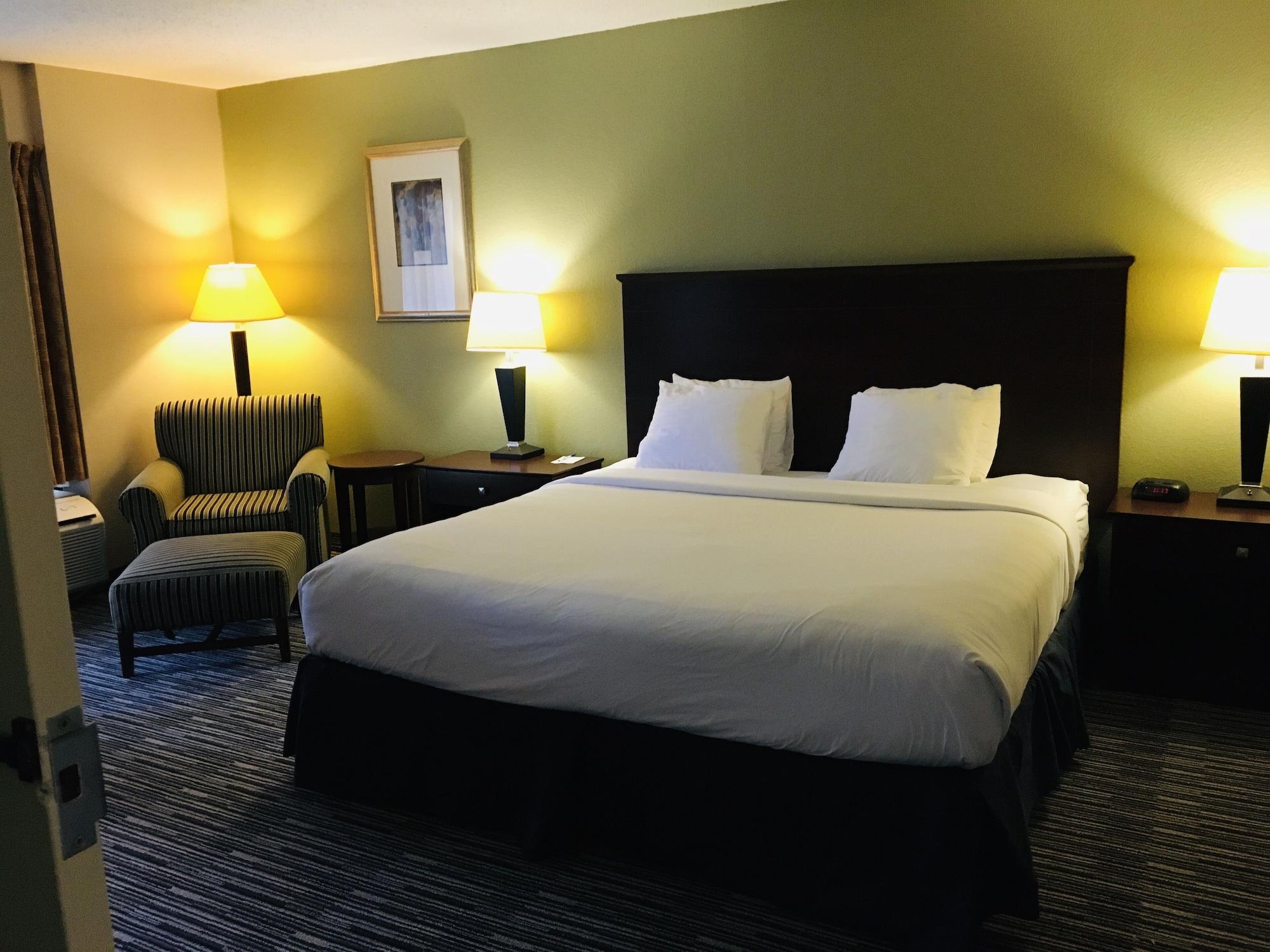 Ramada By Wyndham Batesville Extérieur photo