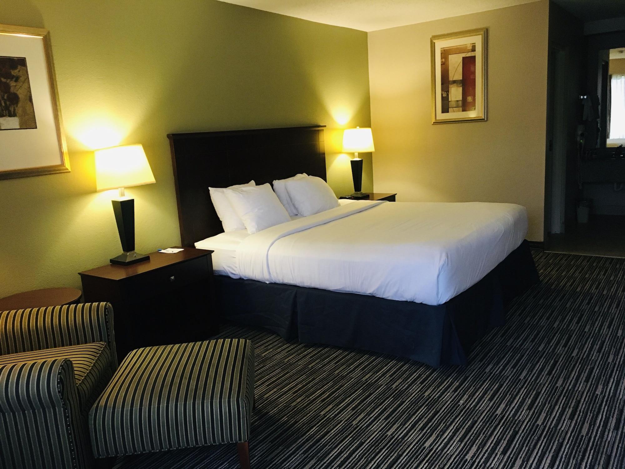 Ramada By Wyndham Batesville Extérieur photo