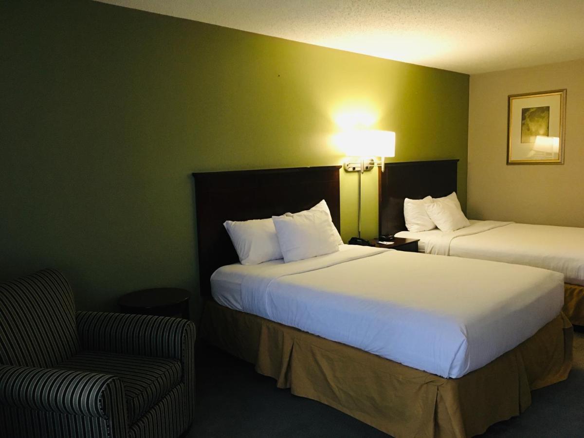 Ramada By Wyndham Batesville Extérieur photo